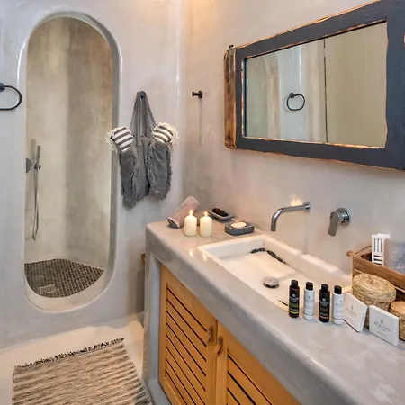 Megalochori 1-bed Sleeps 3 Pool & Parking Villa Megalokori